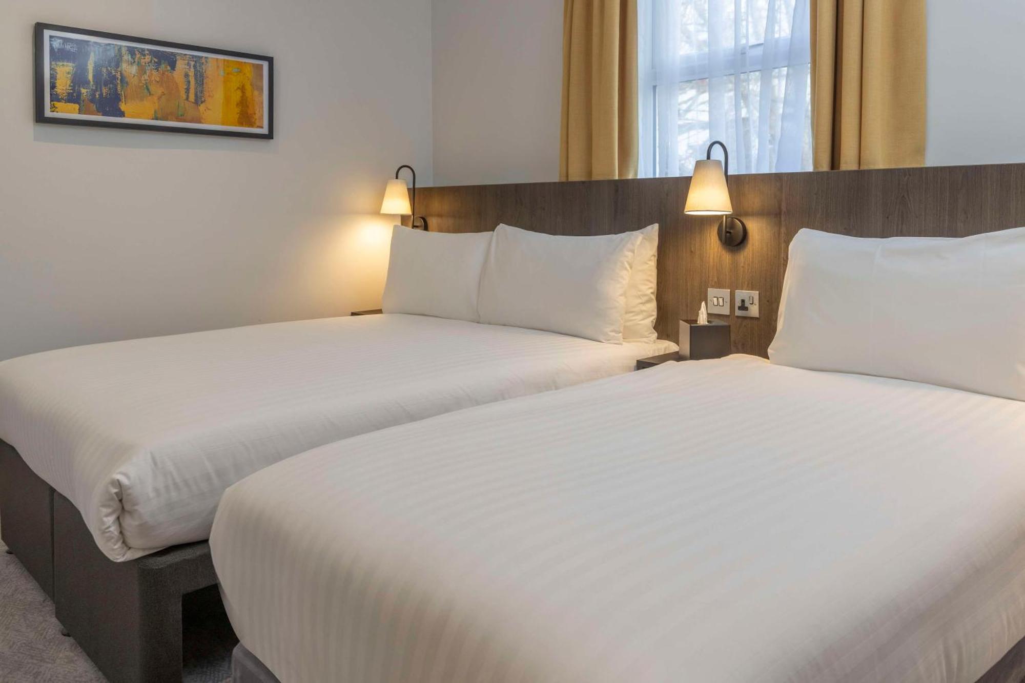 Best Western Kensington Olympia Hotel London Exterior photo