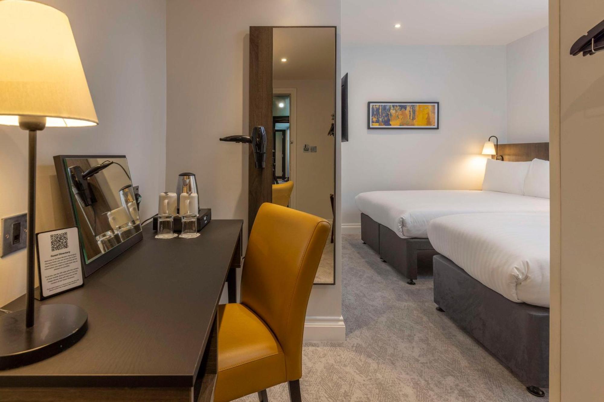 Best Western Kensington Olympia Hotel London Exterior photo