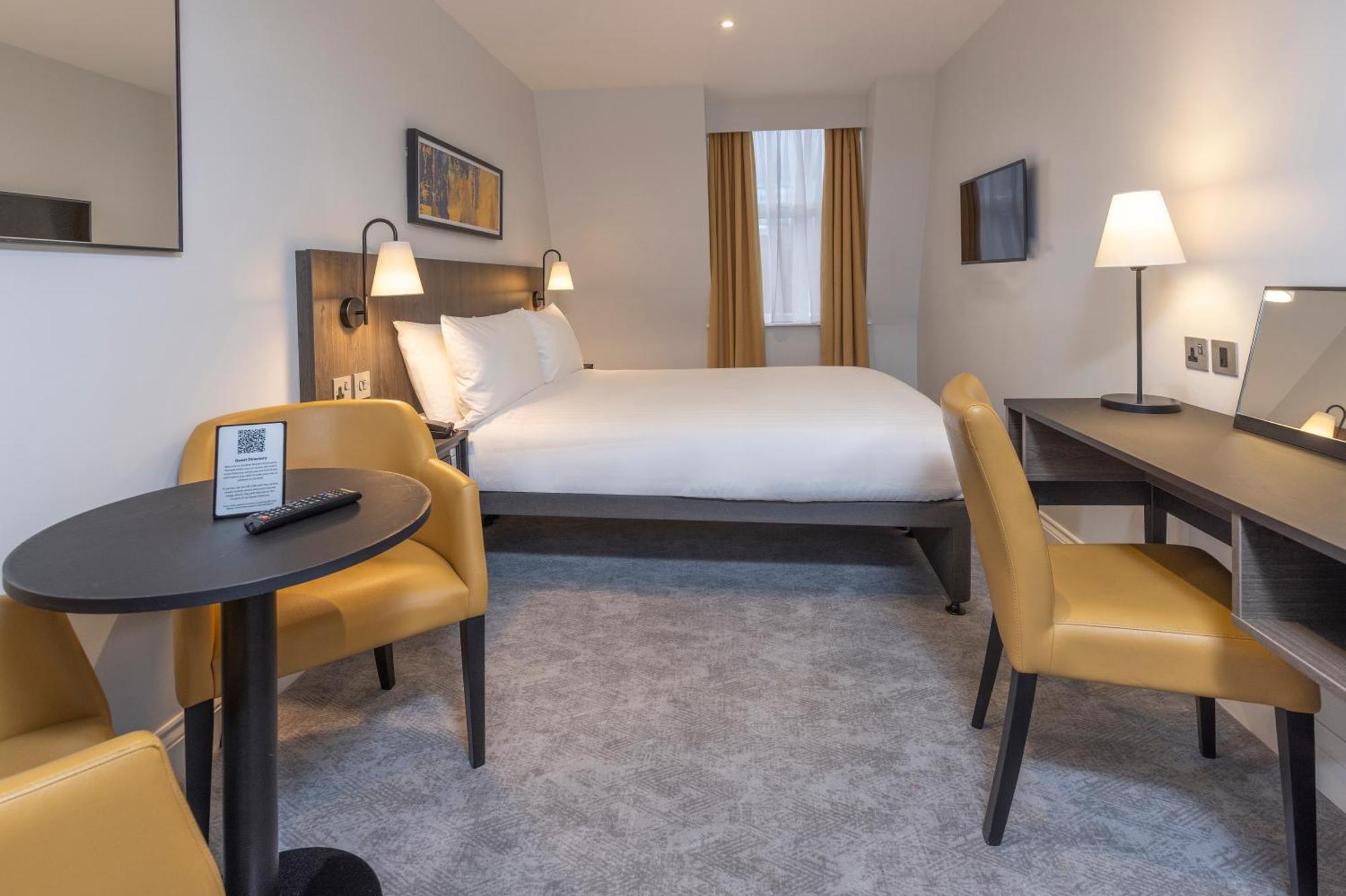 Best Western Kensington Olympia Hotel London Exterior photo