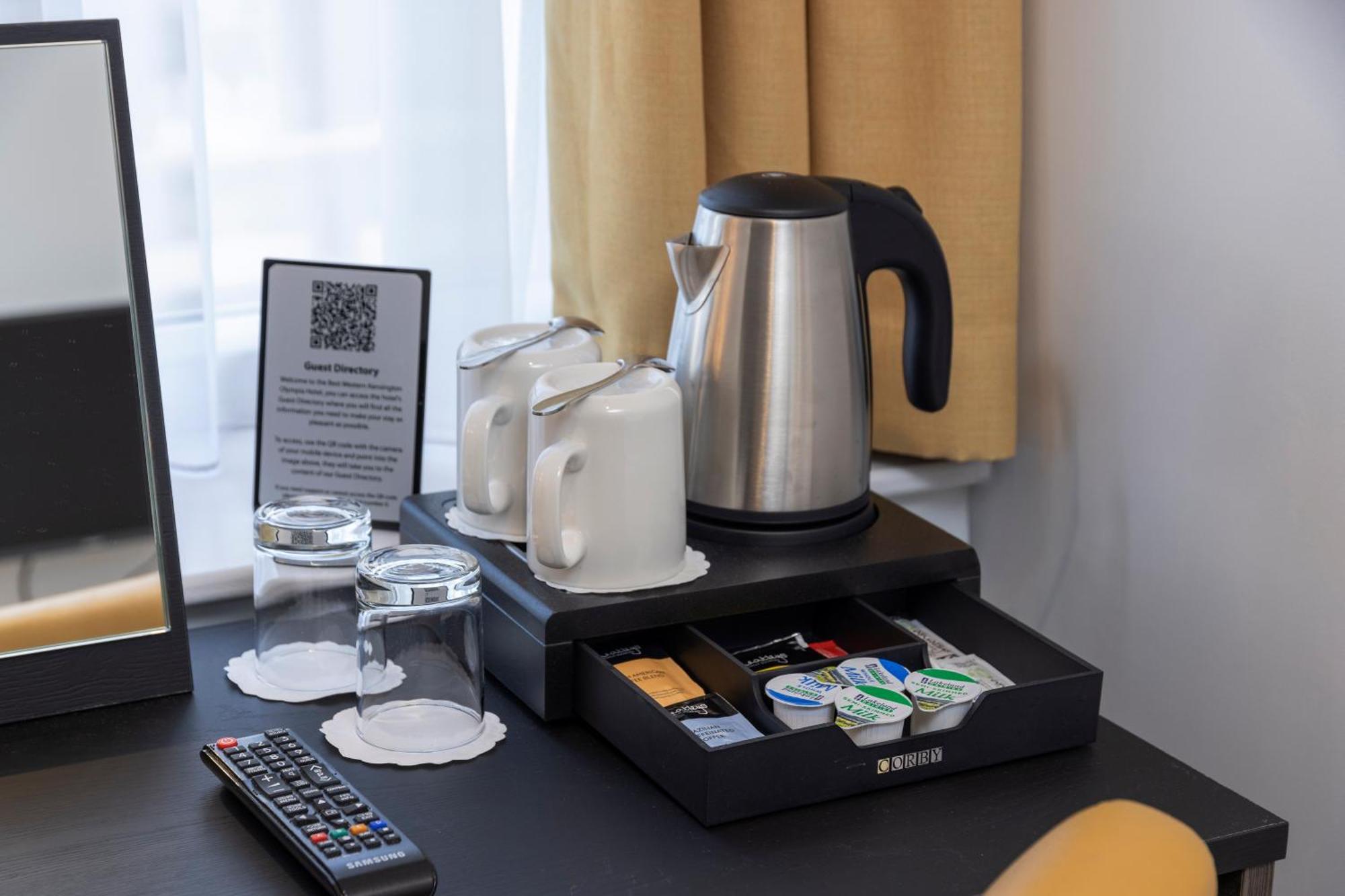 Best Western Kensington Olympia Hotel London Exterior photo