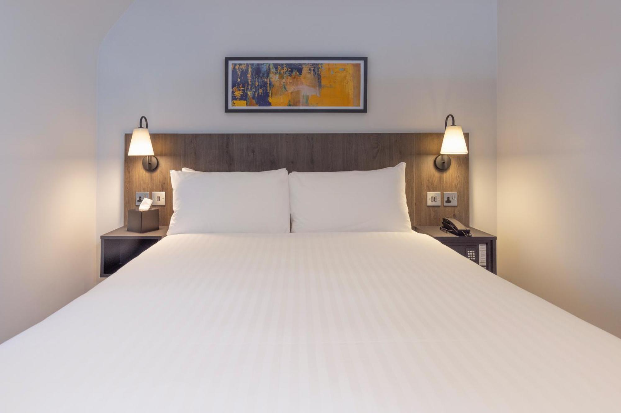 Best Western Kensington Olympia Hotel London Exterior photo